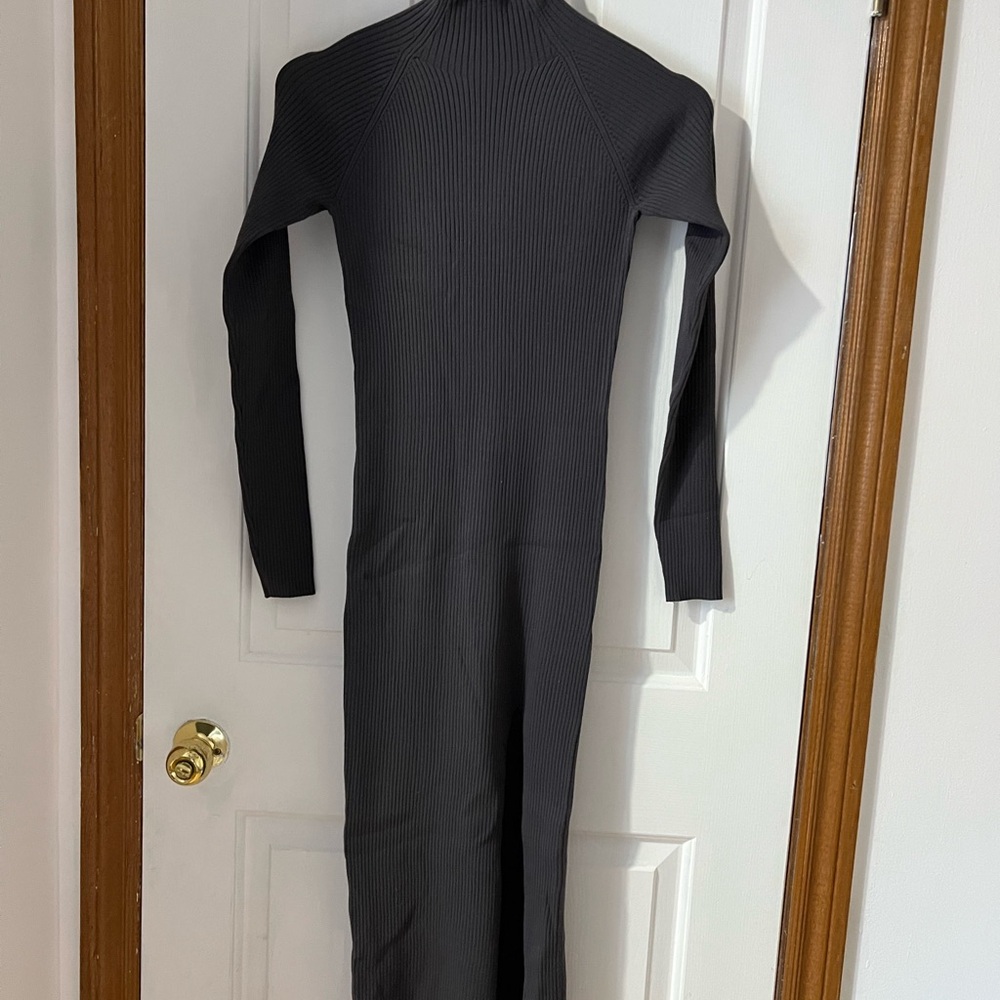 Aritzia Charcoal Ribbed Long-Sleeve Bodycon Dress